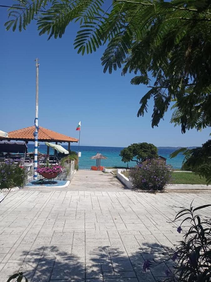 Mangoseaview Home1 Nea Roda Exterior foto